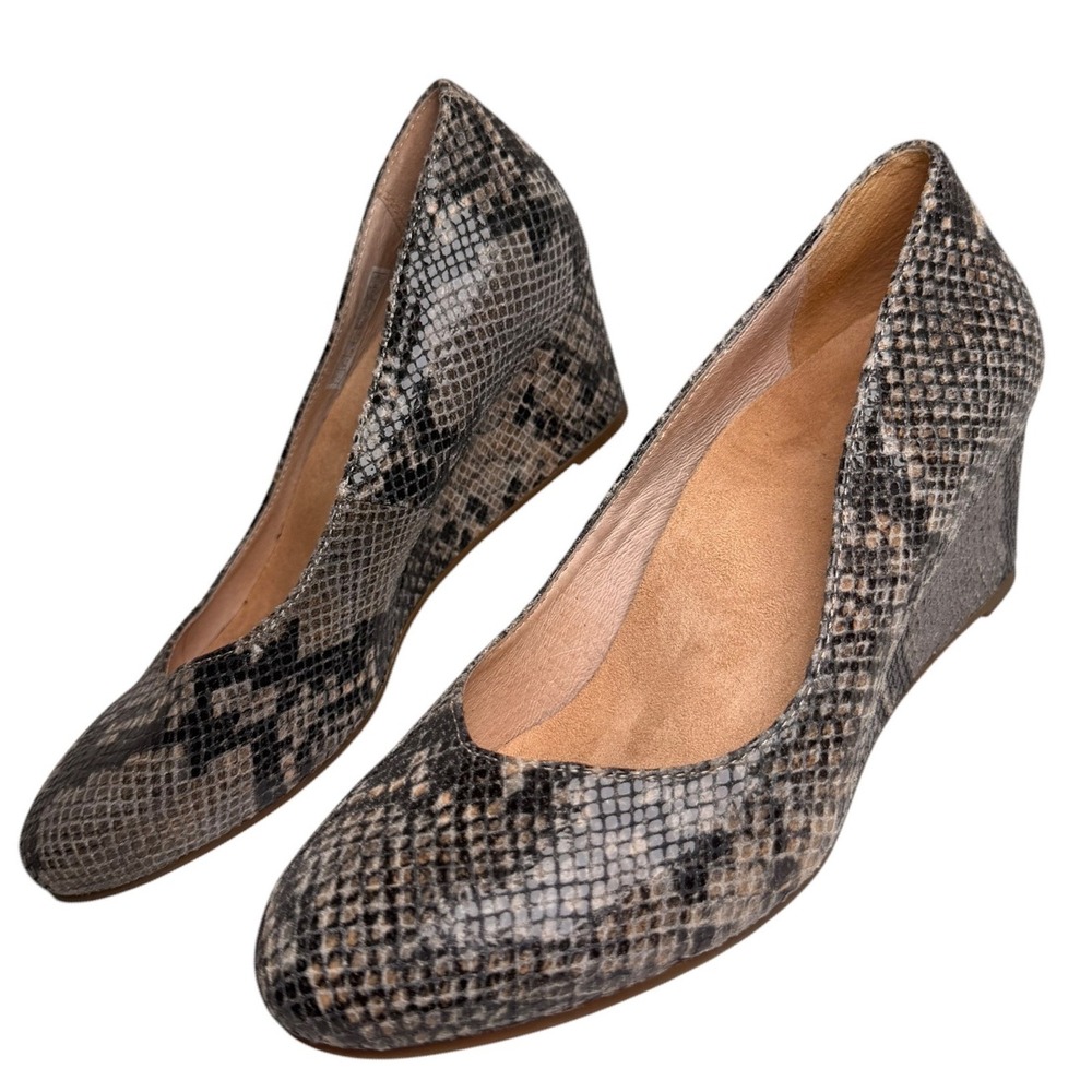 Vionic Antonia Snakeskin Leather Wedge Pumps 7.5